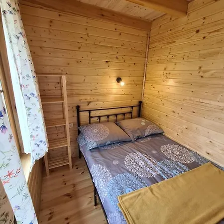 Siedlisko Nad Jeziorem Skarlinskim 5b, Mazury, Jezioro, Domek, Bania Kurzetnik