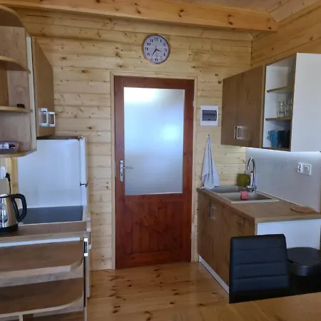 Siedlisko Nad Jeziorem Skarlinskim 5b, Mazury, Jezioro, Domek, Bania