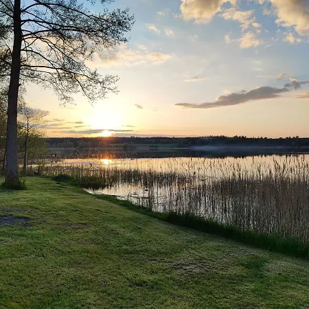 Siedlisko Nad Jeziorem Skarlinskim 5b, Mazury, Jezioro, Domek, Bania Casa de Férias