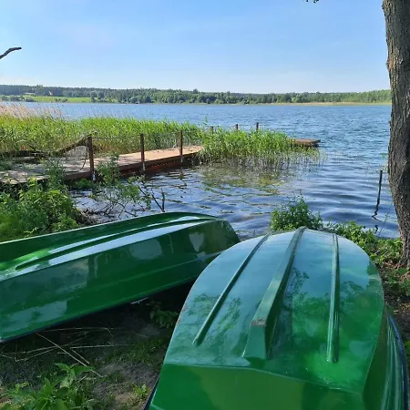 Siedlisko Nad Jeziorem Skarlinskim 5b, Mazury, Jezioro, Domek, Bania Casa de Férias *
