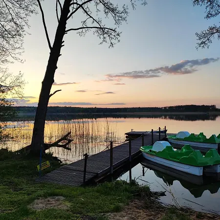 Semesterbostad Siedlisko Nad Jeziorem Skarlinskim 5b, Mazury, Jezioro, Domek, Bania *