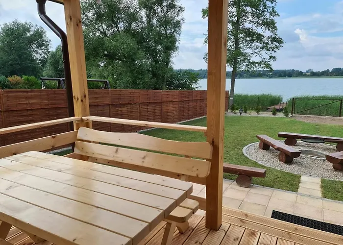 Semesterbostad Siedlisko Nad Jeziorem Skarlinskim 5b, Mazury, Jezioro, Domek, Bania *