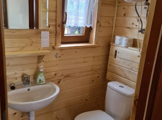 Siedlisko Nad Jeziorem Skarlinskim 5b, Mazury, Jezioro, Domek, Bania * Kurzetnik